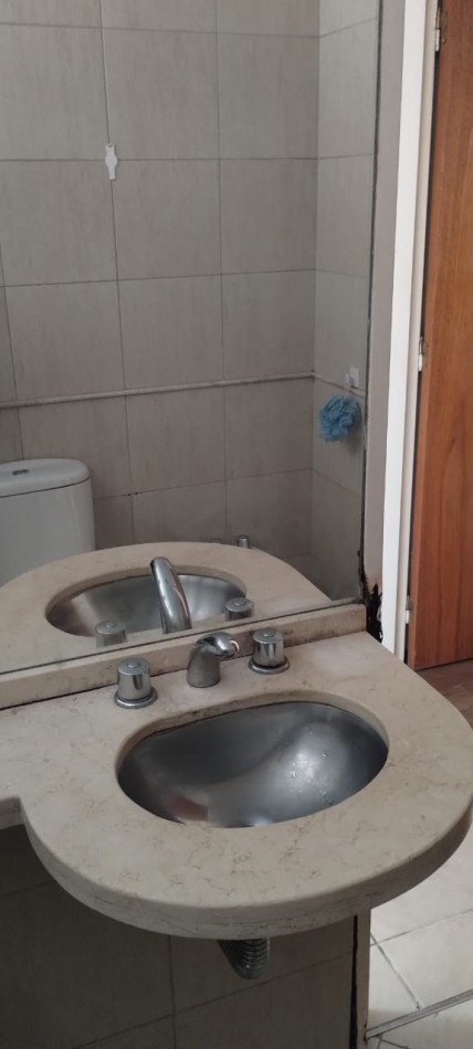 SEMIPISO DE 2 DORMITORIOS EXTERNO CON BALCON