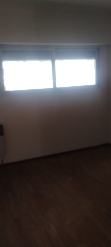 SEMIPISO DE 2 DORMITORIOS EXTERNO CON BALCON