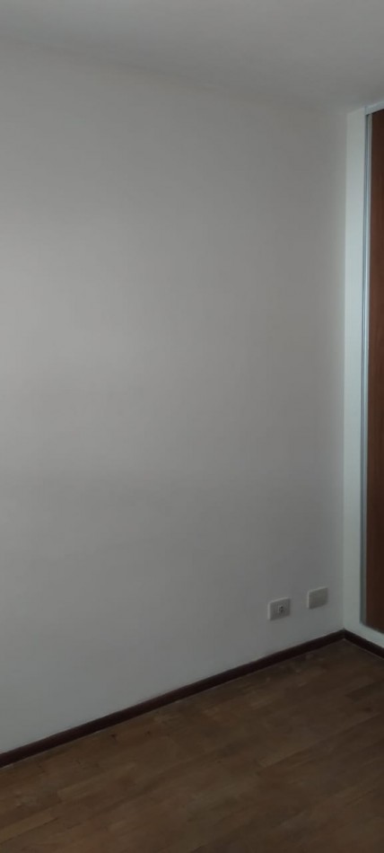 SEMIPISO DE 2 DORMITORIOS EXTERNO CON BALCON