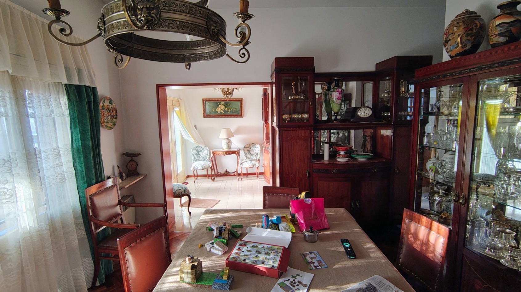 CASA DE 2 DORMITORIOS CON PATIO Y TERRAZA EN ECHESORTU